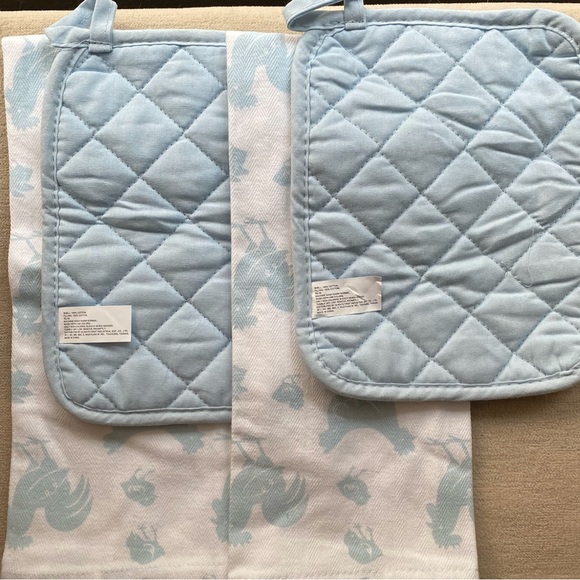 Kitchen Towel & Pot Holder Set Chicks,Chickens n Roosters NWT - Picture 6 of 10